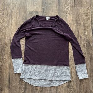 O + O Purple and Grey Sweater - Size Small